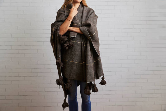 Moroccan Blankets: Off-White
