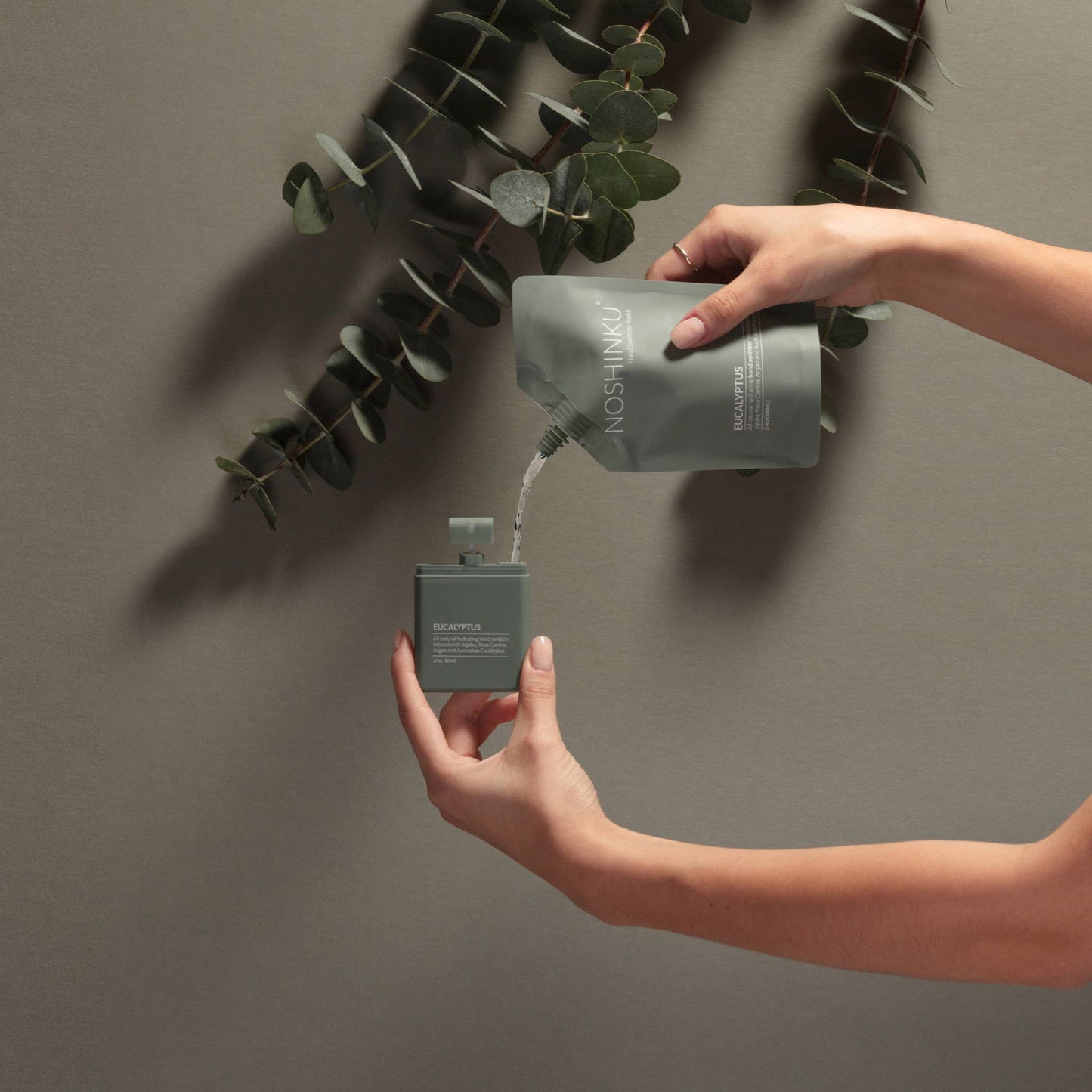 Refill Pouch : Eucalyptus Rosemary Nourishing Sanitizer