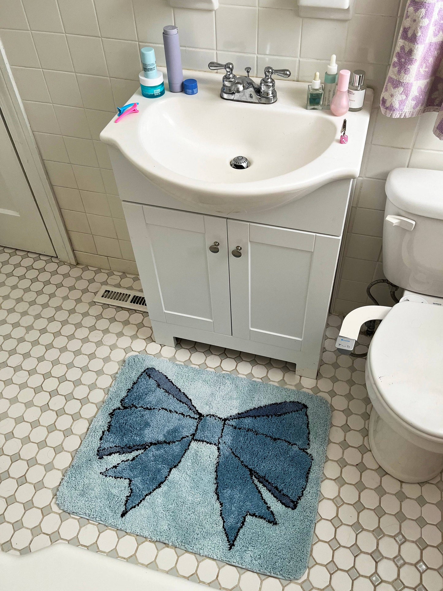 Bow Rug