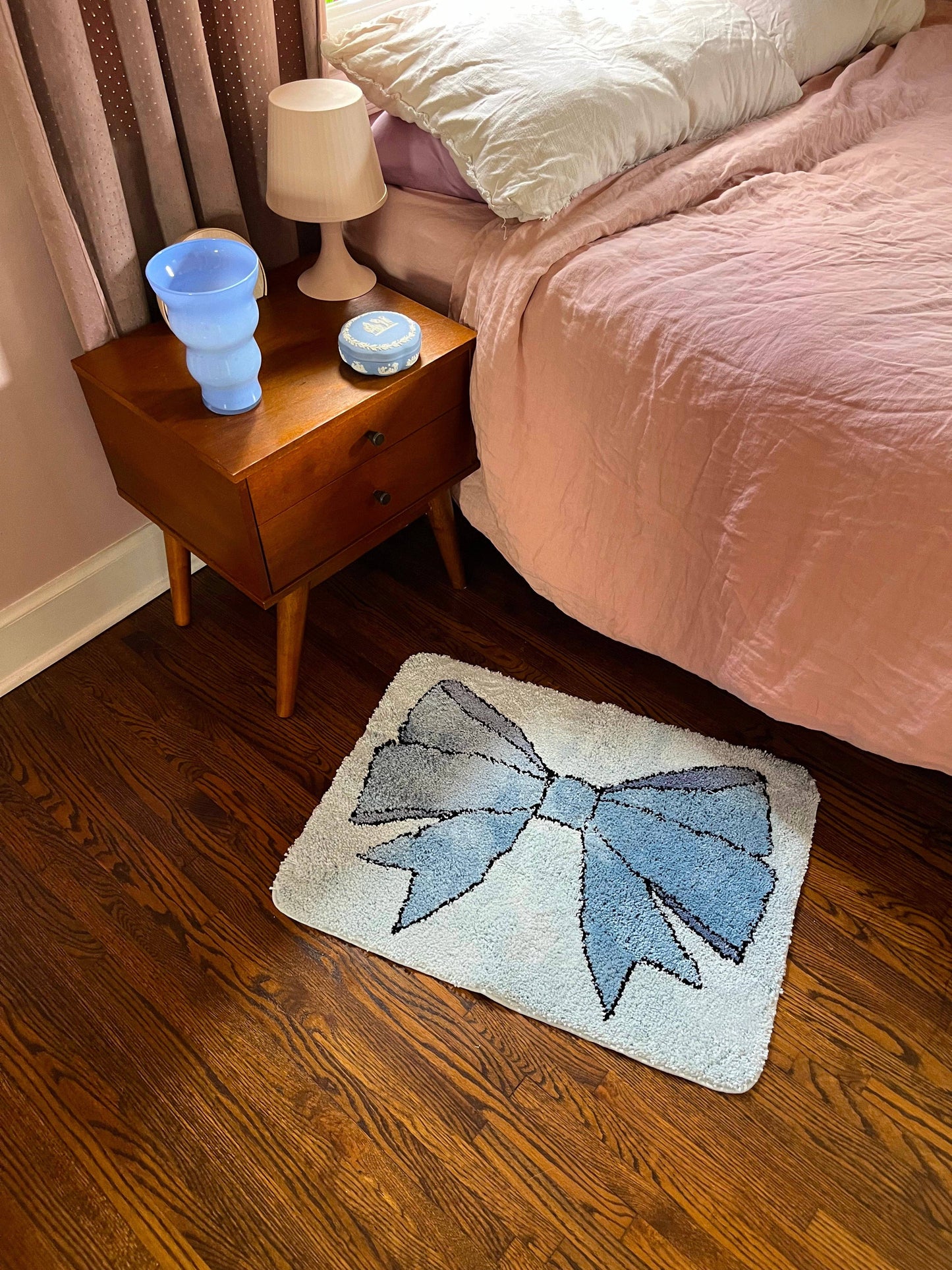 Bow Rug