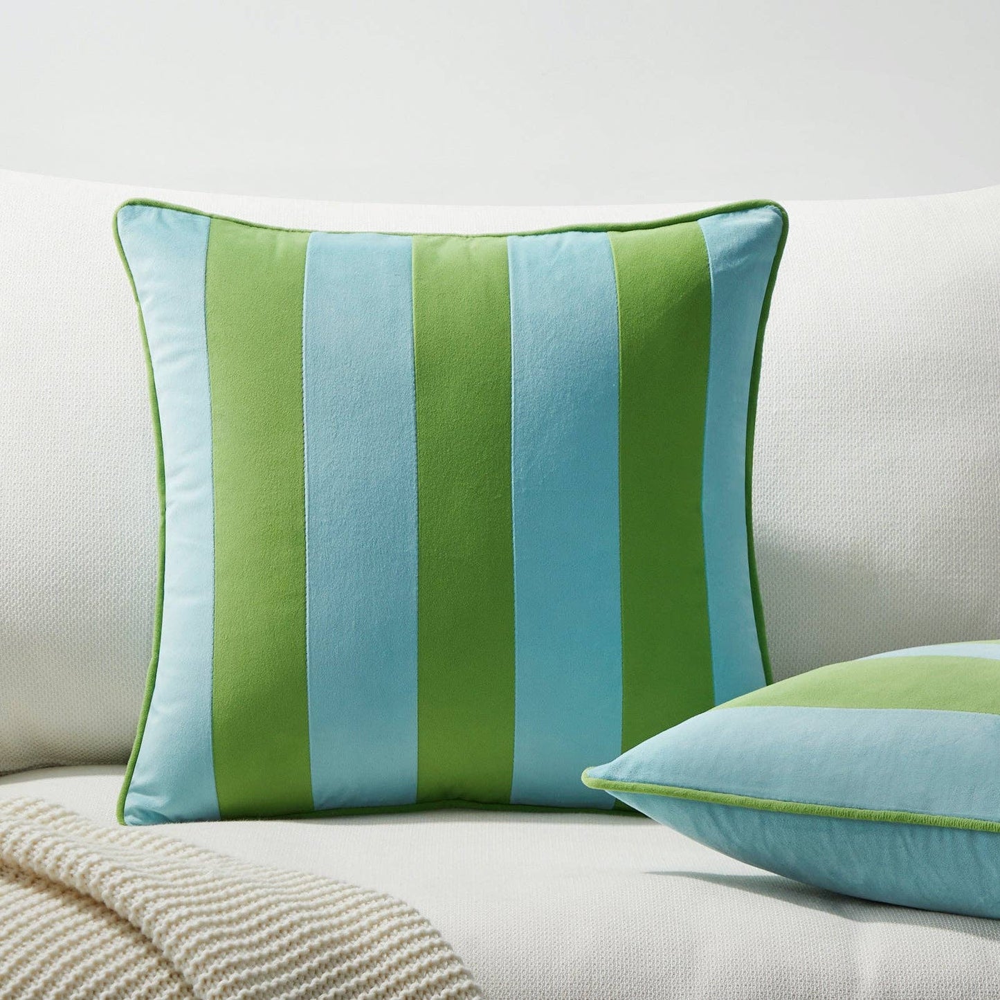 Tamarindo Velvet Pillow Covers (2-Pack) – Light Green & Light Blue