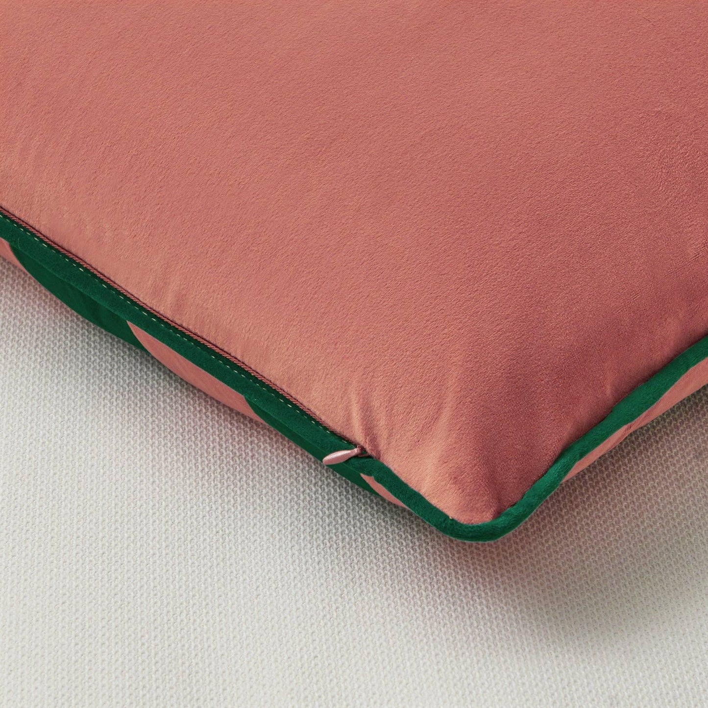 Tamarindo Velvet Pillow Covers (2-Pack) - Pink & Green
