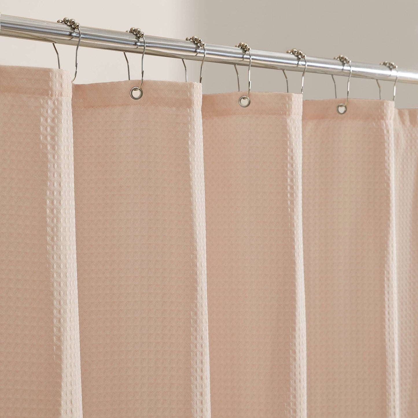 Anemona Shower Curtain (Rust/Light Peach)