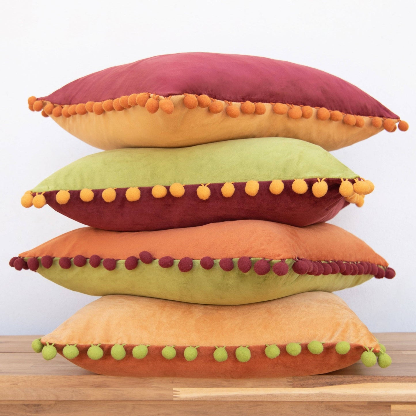 Colibri Pillow Covers (4-Pack) - Yellow/Green