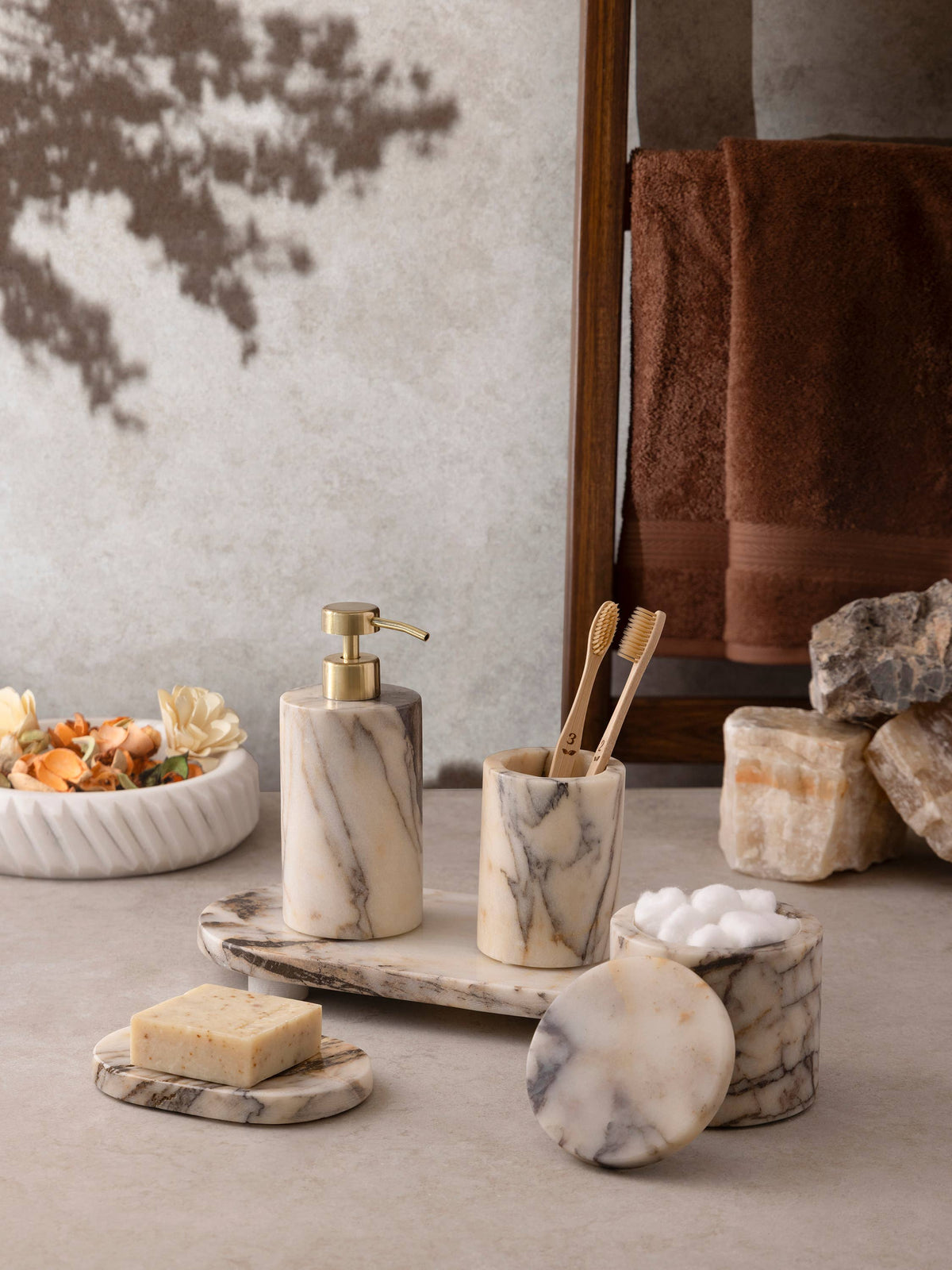 Tangier Calacatta Viola Marble Bath Set