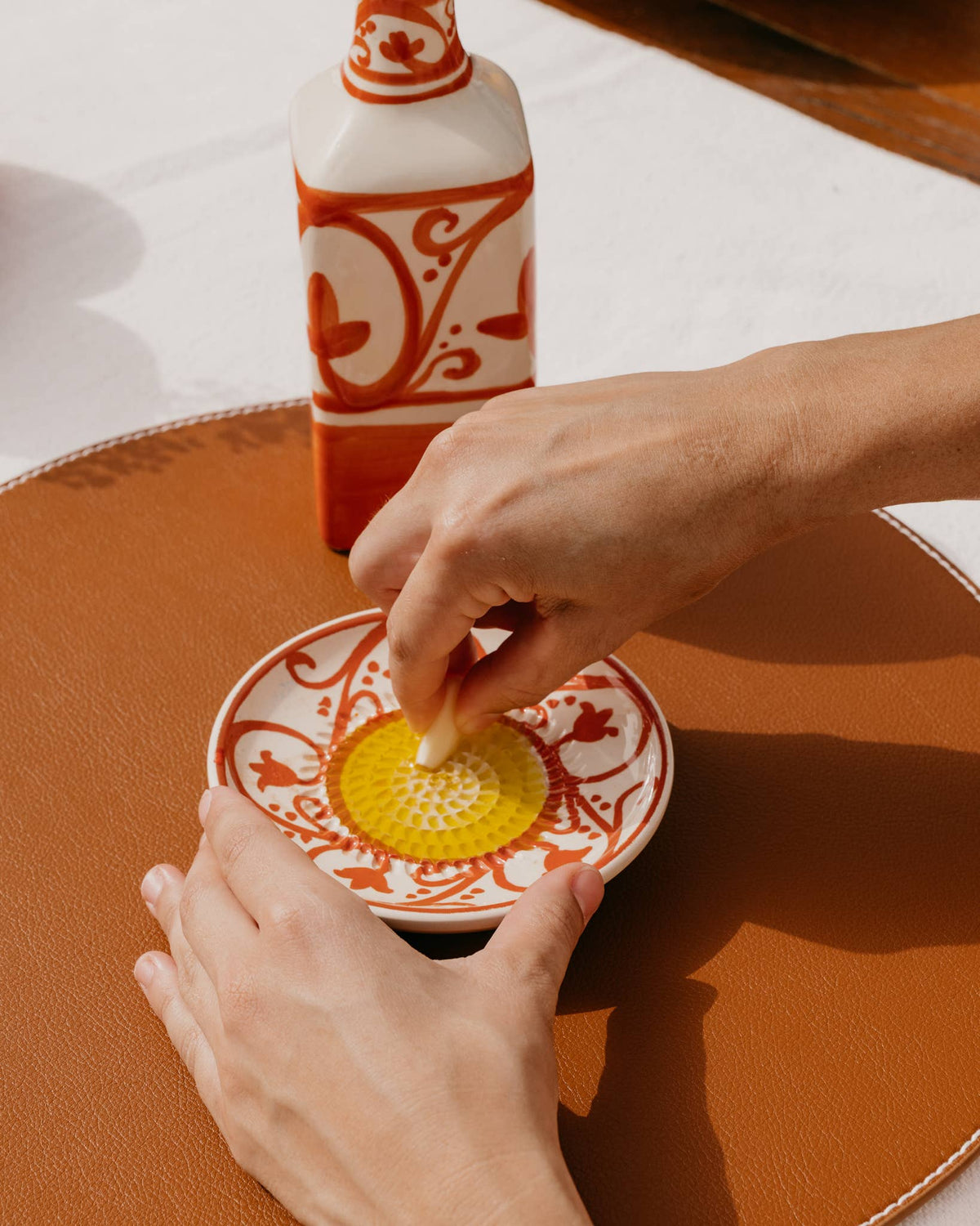 Ceramic Garlic Grater Plate - Small Orange & Beige