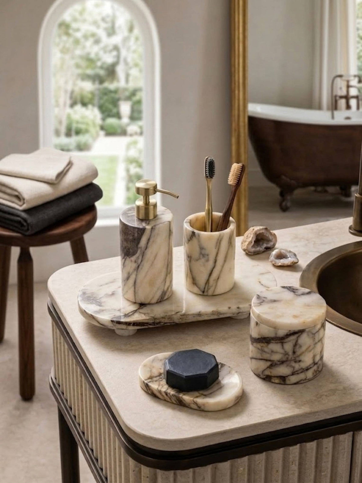 Tangier Calacatta Viola Marble Bath Set