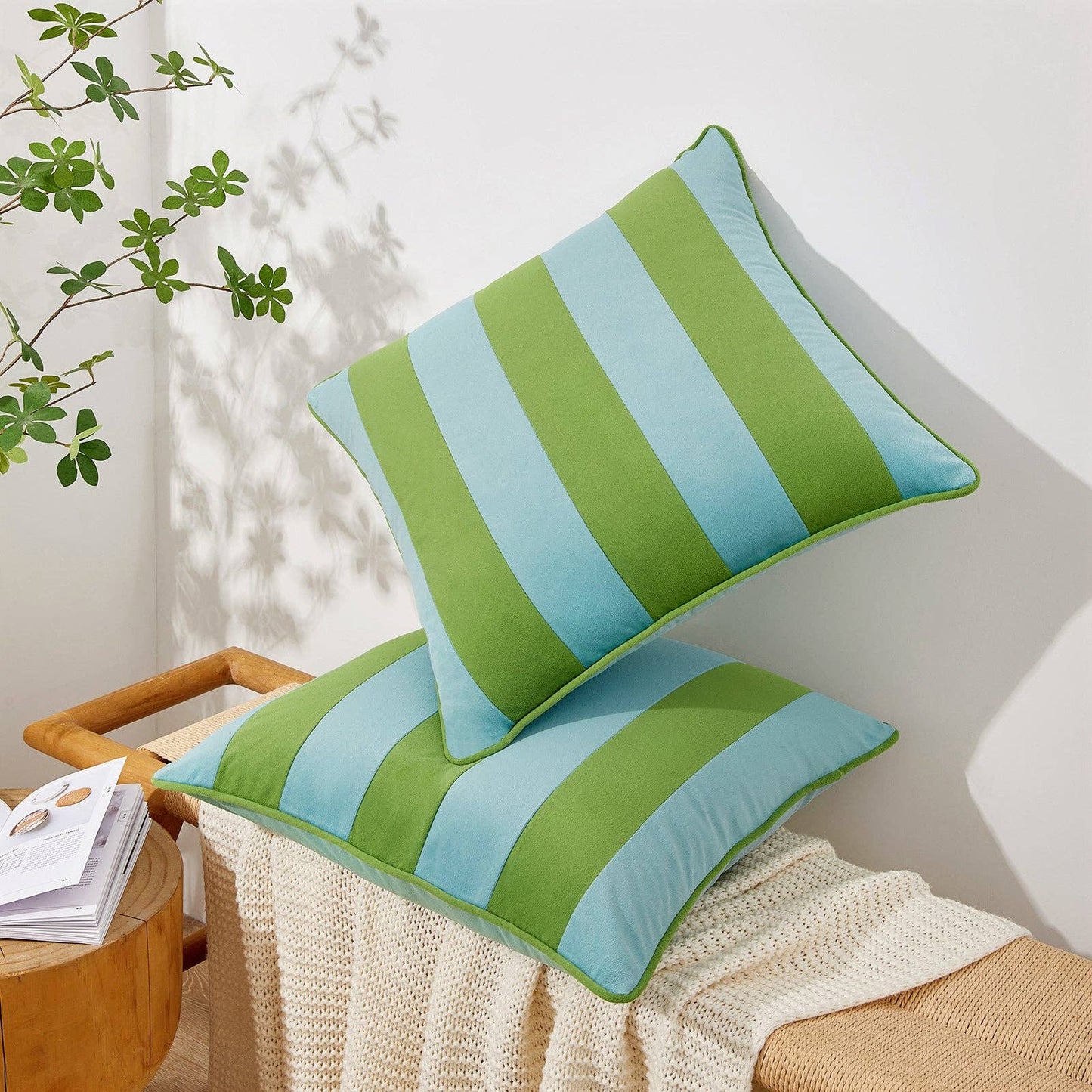 Tamarindo Velvet Pillow Covers (2-Pack) – Light Green & Light Blue