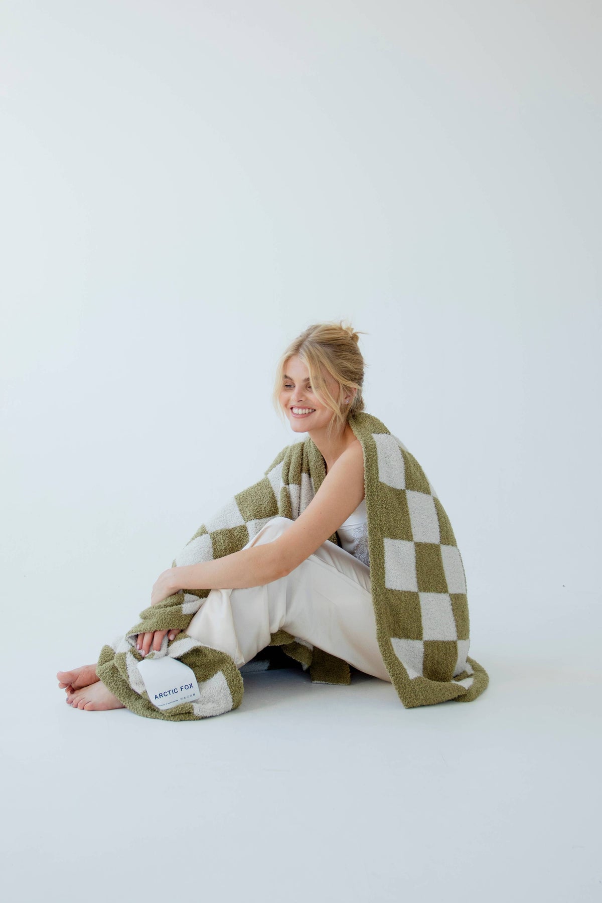 The Teddy Throw - 100% Recycled - Khaki Check - FW26
