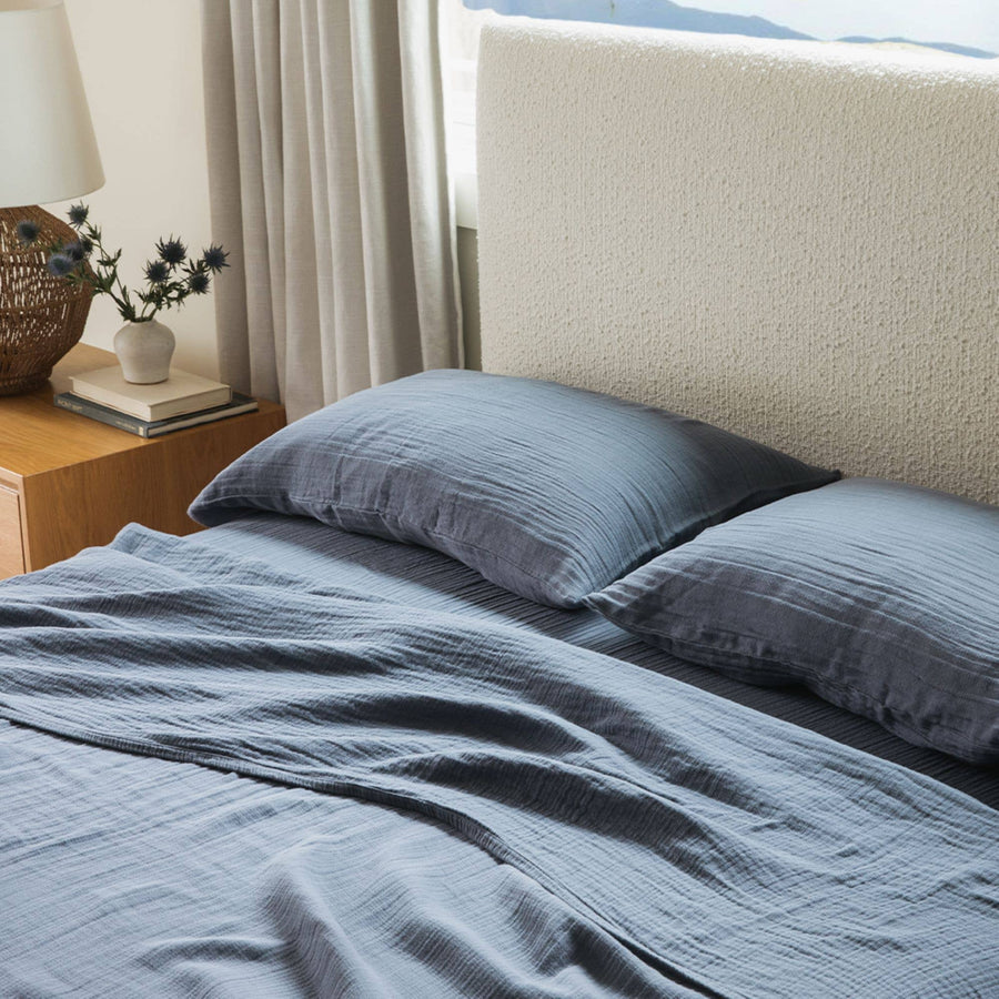 Oasis Crinkled Comfort 4-Piece Cotton Sheet Set – Midnight Blue